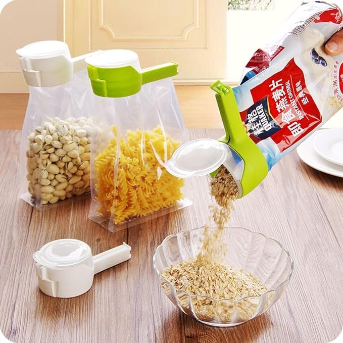 Food Sealing Clip with Discharge Nozzle Plastic Bag Moisture Sealing Clamp Food Saver Kitchen Snack Tool (Random Color)