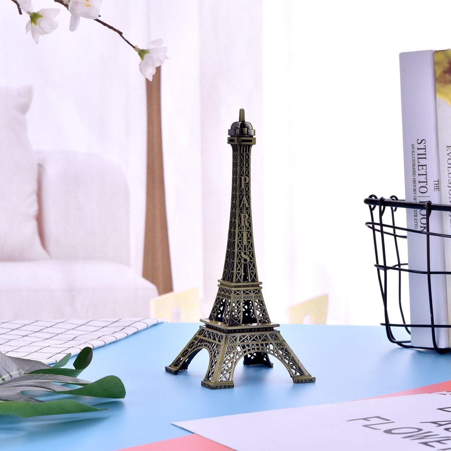 7-Inch Eiffel Tower Statue Home Decor | Bronze Alloy Metal Paris Landmark Model for Desk, Shelf & Gift