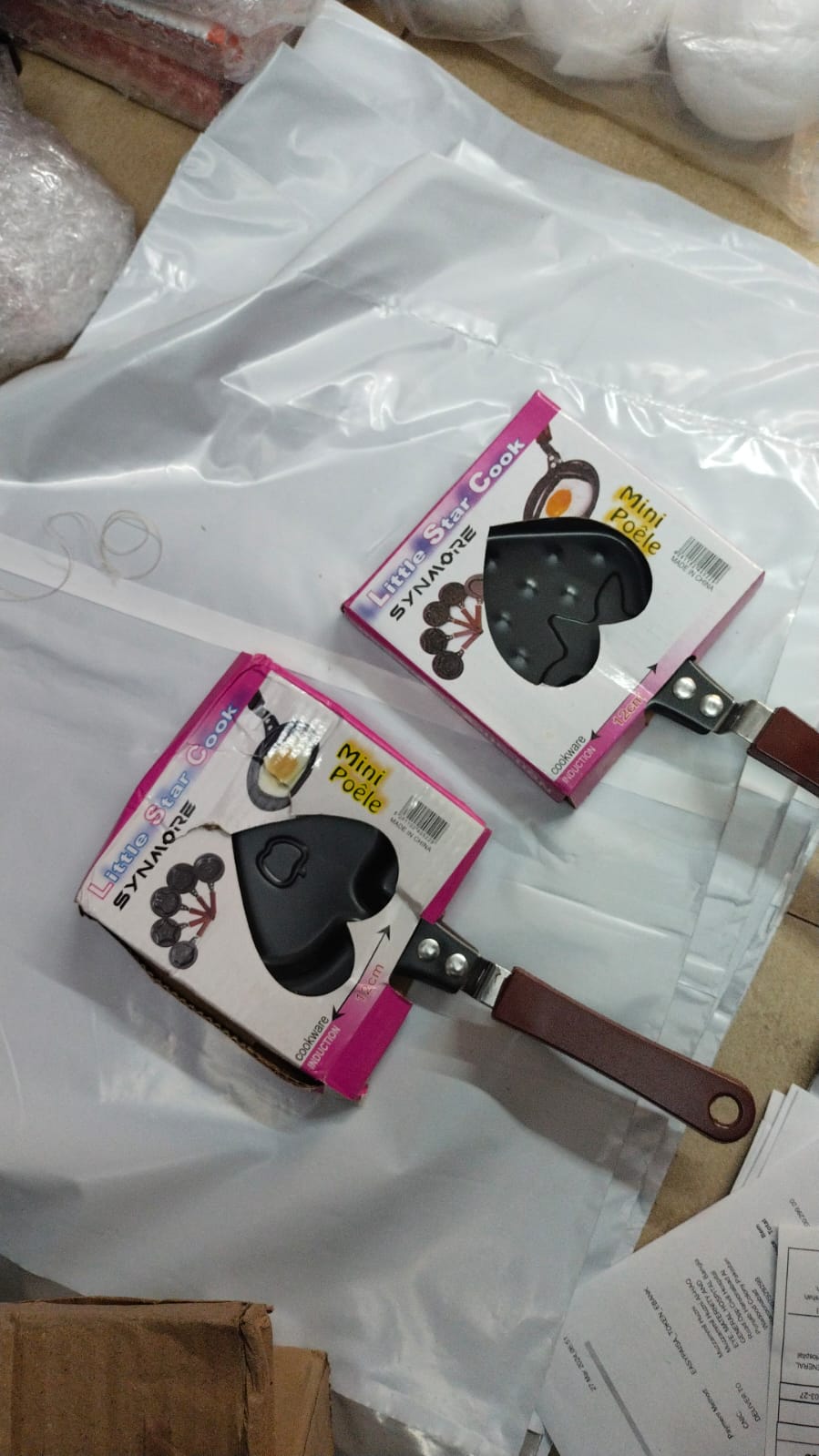 1 PC's of Non-Stick Pancake Egg Mold Kitchen Tools (Random Shapes)