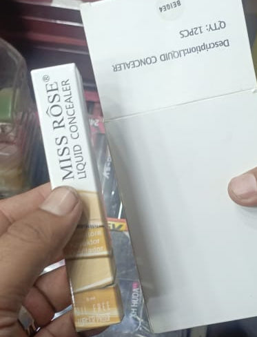 Miss Rose Deal of 05 –Foundation, concealer , Makeup Fixer , face powder , Blender puff best deal for girls