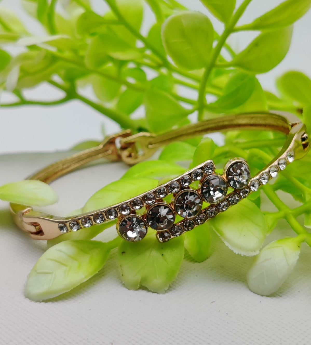 Radiant Elegance Adjustable Crystal Bracelet | Best Quality Artificial Bracelet For Girls & Women | Imported Glamour for Every Occasion | Elegant Design