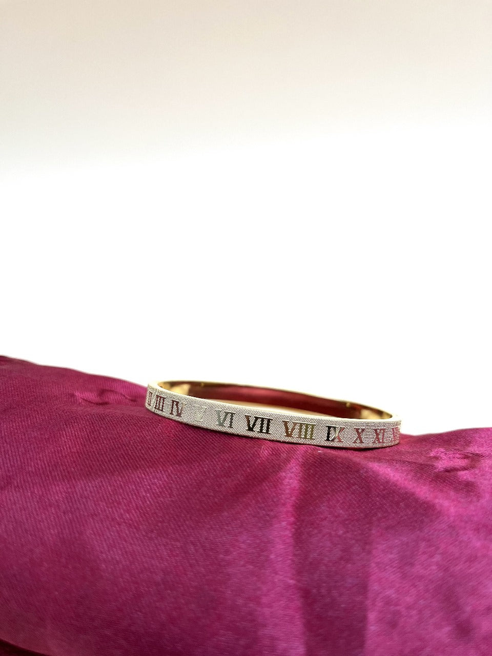 Adjustable Cartier-Inspired Roman Numeral Bracelet - Imported Luxury Gold Bracelet | Best Quality Artificial Bracelet For Girls & Women | Bracelet For Every Occasion | Elegant Design ✨