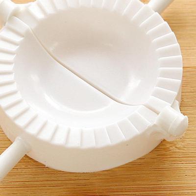 Samosa Maker &amp; Dumpling Shaper – Dough Press Mold for Samosas, Dumplings, Gujiyas, and Stuffed Pastries | Easy-to-Use Kitchen Tool | Random Color