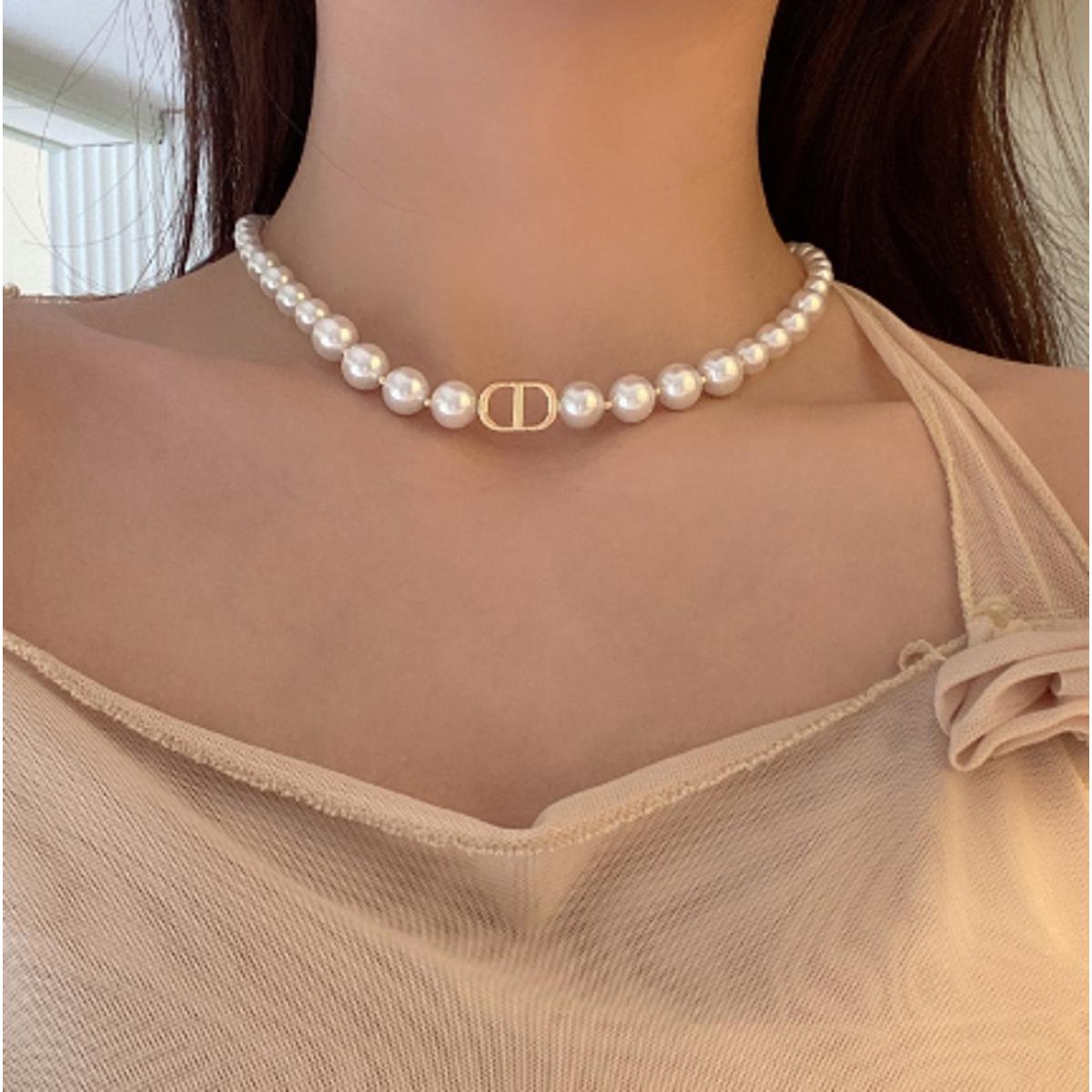Beautiful Pearl Charm Korean Elegant Necklace  For Girls
