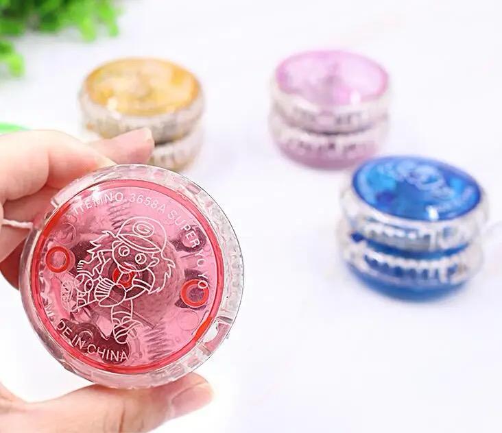 Pack of 12 Led Toys Yo yo Sport Toys Yo Yo Flashing Plastic for Kids