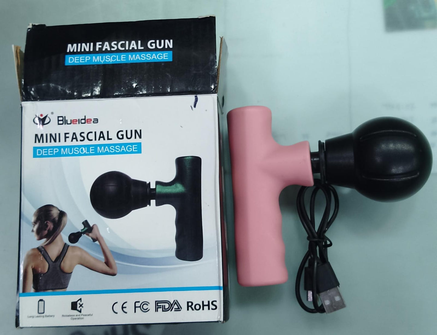 Black Mini Facial Gun – Portable Deep Muscle & Face Massager for Gym and Home Use