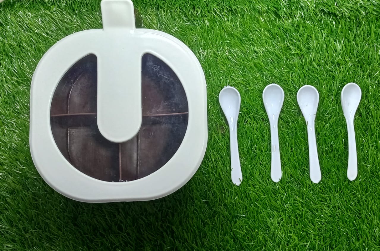 4 In 1 Modern spice kit, partition kitchen seasoning box, 4 Portions spice box with free spoon Modern Spice Kit - Spice Jar (Random Color)