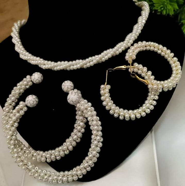 Women Pearl Elegant Jewelry Set ,Kangan, Mala &amp; Earrings Pearl Set(white)