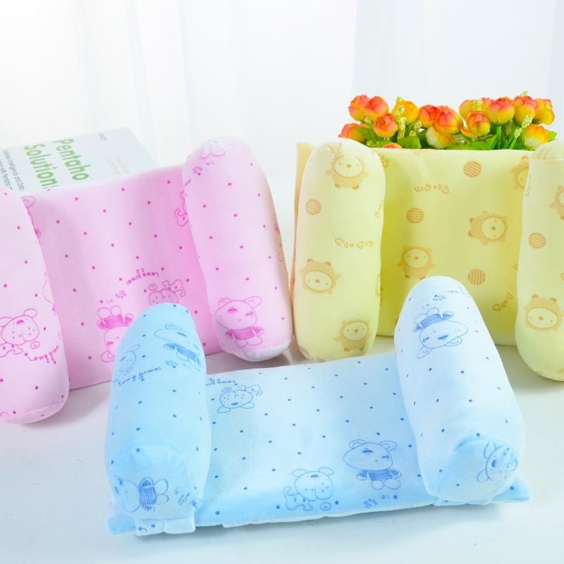 Shaping Baby Pillow  – Baby Pillow Sleep Positioner New Bedding Neck Support Kids Anti Roll Pillow(Random Colors)