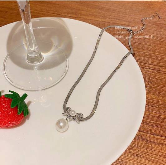 Elegant Korean Know Shape Pearl Pendent |   Knot Pearl Necklace Party Jewelry Gifts Accessories for Women - Golden