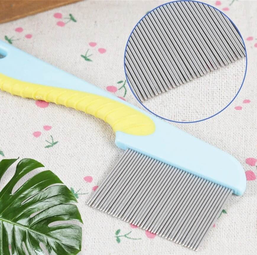 100% Stainless Steel Needles Anti Lice Comb – Ergonomic Handle, Safe Rounded Tips, Reusable &amp; Clinically Proven for Men &amp; Women (Random color)